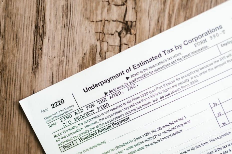 Singapore personal income tax filing 2026 with IRAS Form B1 documents and calculator