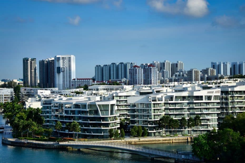 Singapore property gains tax PGET stamp duty rates | Foto: Joerg Hartmann, Pexels - Digunakan untuk keperluan editorial seamoneytips.com