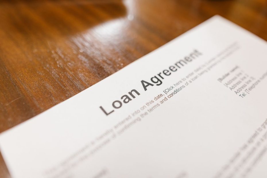 Licensed money lender Singapore loan agreement document